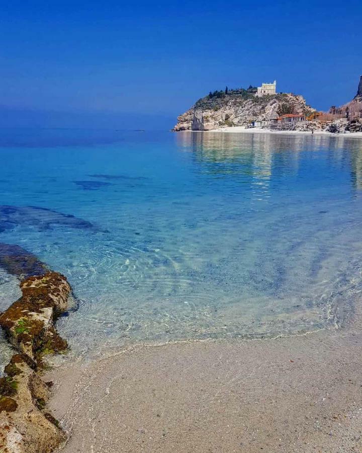 My Little House - Appartamento Con Patio E Parcheggio Privato A 5 Minuti Dalla Spiaggia E Dal Centro Tropea Buitenkant foto